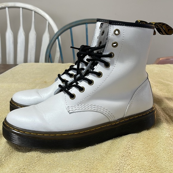 White Doc Marten Zavala boot. - Picture 5 of 10